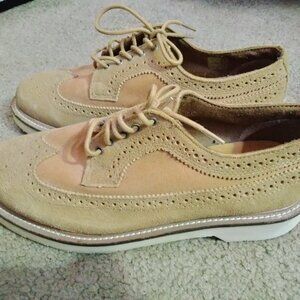 Dr. Martens Tan Suede Brogues (M Size 8)